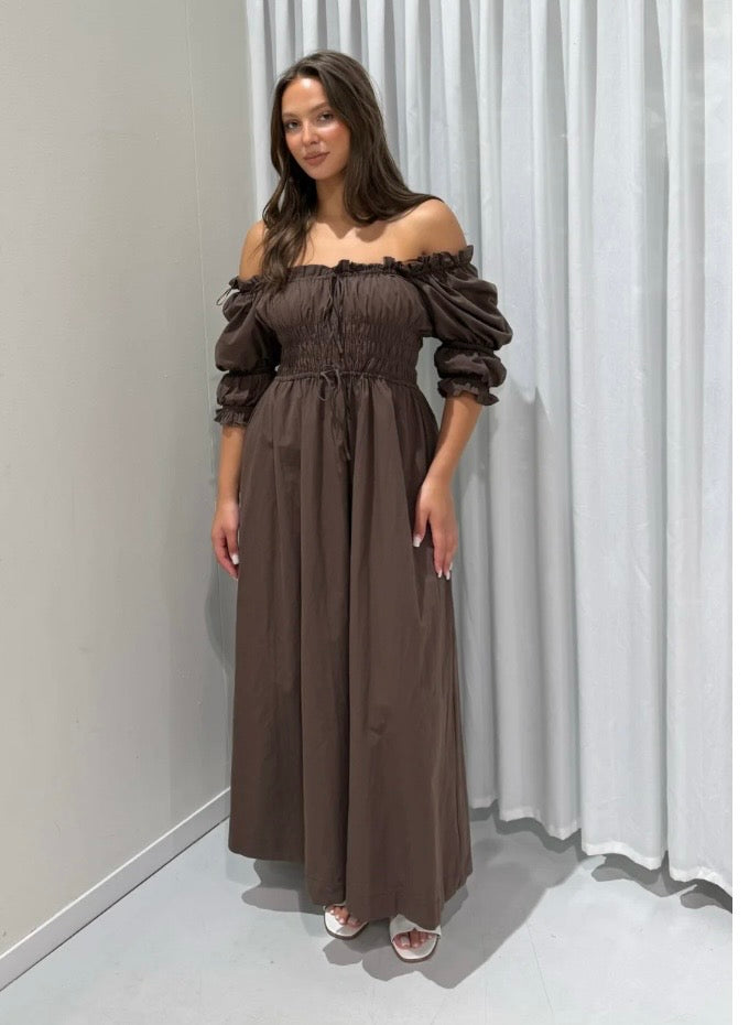 Avel dress Brown
