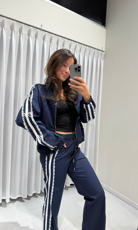 Setje, blauw met strik